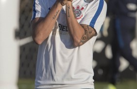 O volante Gabriel apareceu entre os titulares do Timão