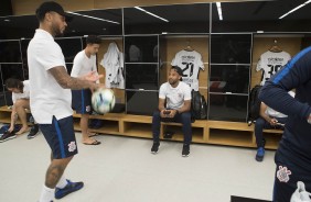 Jogadores no vestirio antes da partida contra o Santos, na Arena Corinthians