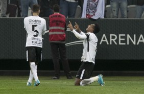 O camisa 7 do Timão marcou o segundo gol da partida