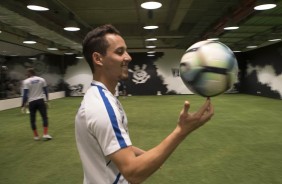 Rodriguinho no vestiário da Arena antes do jogo contra o Santos, pelo Brasileirão
