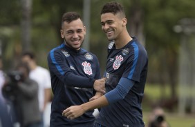 Maycon e Léo Santos no treino de terça-feira