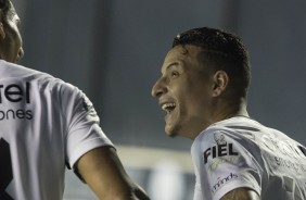 Arana sorri para Marquinhos Gabriel, o autor do primeiro gol contra o Vasco