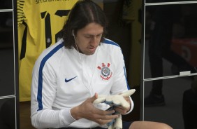 Cssio no vestirio antes de Corinthians e So Paulo