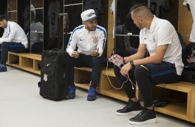 Clayson e Maycon no vestirio da Arena, antes do Majestoso