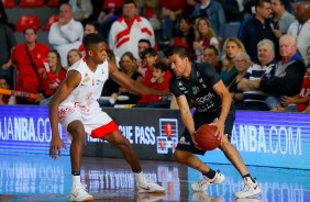 Quarto jogo da final da NBB entre Paulistano e Bauru