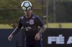 Na tarde desta sexta, o Corinthians realizou treinamento ttico