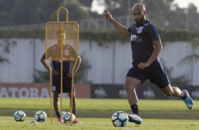 O Corinthians entra em campo neste domingo, contra o Coritiba