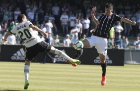 Balbuena atuando contra o Coritiba, pelo Brasileiro