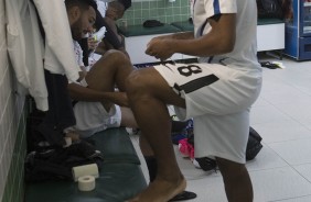 Paulo Roberto no vestiário do Couto Pereira antes do jogo contra o Coritiba