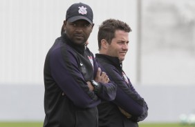 A comissão técnica é formada por grandes profissionais da base: Fabinho e Osmar Loss