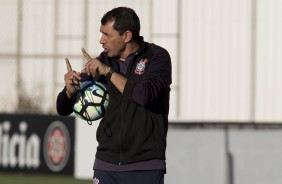 Carille comanda último treino antes de encarar a Ponte Preta