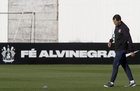 Fábio Carille vai armar o time para enfrentar a Ponte Preta, no sábado