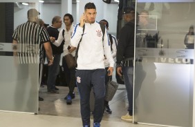 Pedro Henrique chegando  Arena para jogo contra o Botafogo