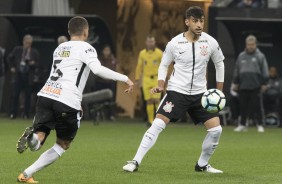 Camacho também entrou no segundo tempo; Maycon deu lugar ao meia