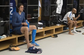 Cássio pronto para fechar o gol antes do jogo contra o Atlético-PR