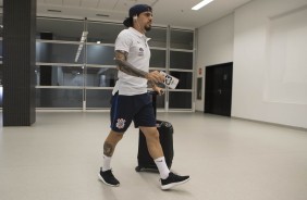 Fagner chega à Arena para duelo contra o Atlético-PR