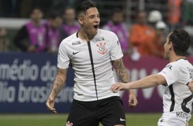 Arana marcou o segundo gol do Timão contra o Palmeiras