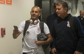 Clayton e Walmir Cruz chegando  Arena para o jogo contra a Ponte Preta