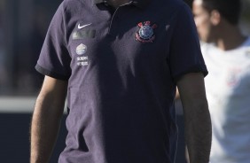 Fábio Carille prepara o elenco para encarar o Atlético-PR