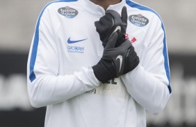 Paulo Roberto no treino frio da tarde desta terça-feira no CT Joaquim Grava