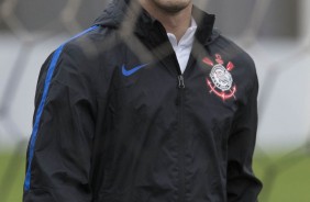 Rodriguinho deve ser titular contra o Avaí amanhã