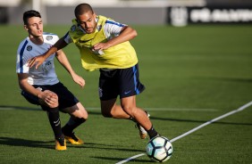 Clayton no treino aps partida contra o Ava