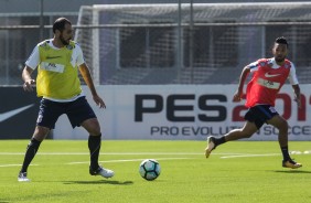 Danilo no treino da manh antes do embarque para o Rio