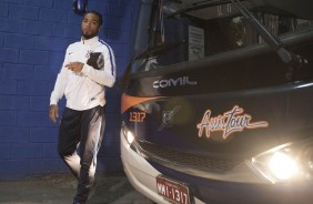 Kazim antes da partida contra o Avaí pelo campeonato brasileiro