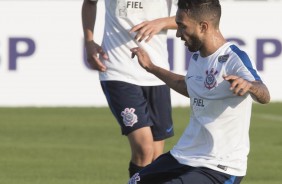 Clayson no treino desta tarde no CT Joaquim Grava