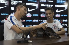 Pedro Henrique e Pedrinho tambm falaram do lanamento do livro #PrimeiraFora