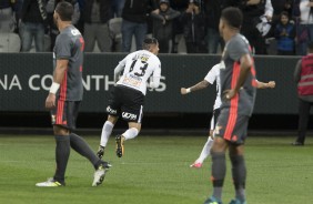 Guilherme Arana foi quem abriu o placar diante o Sport, na Arena Corinthians