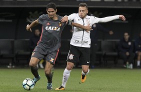 Maycon fez excelente partida diante o Sport, na Arena Corinthians