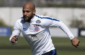 Fellipe Bastos treinou durante a reapresentao do Corinthians aps vitria contra o Sport