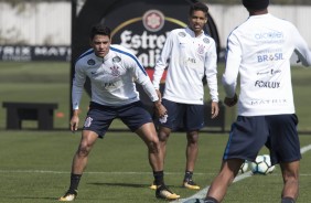 Giovanni Augusto e Pedrinho no CT Joaquim Grava durante treino de reapresentao