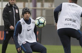 Jadson segue como dvida para o duelo contra a Chapecoense