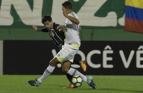 Fagner durante a partida contra a Chapecoense, no sul