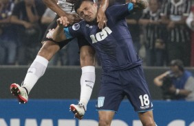 Pablo cortando ataque argentino contra o gol do Timo