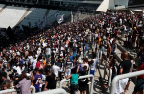 A Fiel fez uma linda festa no treino na Arena