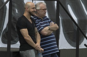 Alessandro e o presidente Roberto de Andrade estiveram presentes no treino aberto na Arena