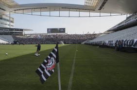 Destaque para bandeirinha da Arena, com o lindo escudo do Timão