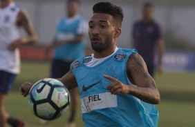 Clayson, heri do Majestoso, durante a reapresentao do Corinthians