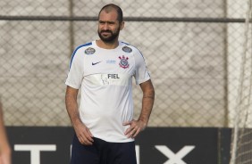 Danilo durante a reapresentação do Corinthians após o Majestoso
