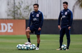 De olho no Cruzeiro, Jadson e Giovanni Augusto treinaram no CT