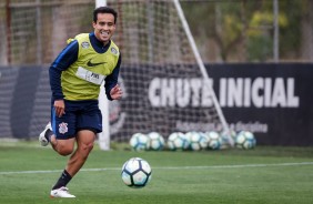 Jadson treinando duro para encarar o Cruzeiro e apresentar um bom futebol