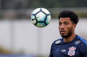 Kazim formará a dupla de ataque com Romero, diante o Cruzeiro