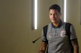 Giovanni Augusto chegando ao Mineiro para o jogo contra o Cruzeiro