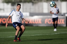 Pedro Henrique no treino do Corinthians