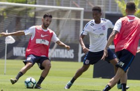 Clayson e Warian no treinamento desta quinta-feira no CT