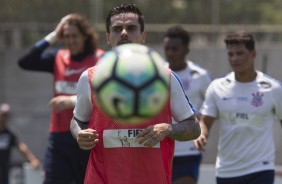 Fagner no treino de reapresentao do Corinthians aps a vitria por 3 a 1 sobre o Coritiba