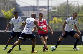 Jogadores se reapresentaram aps vitria por 3 a 1 sobre o Coritiba na Arena Corinthians